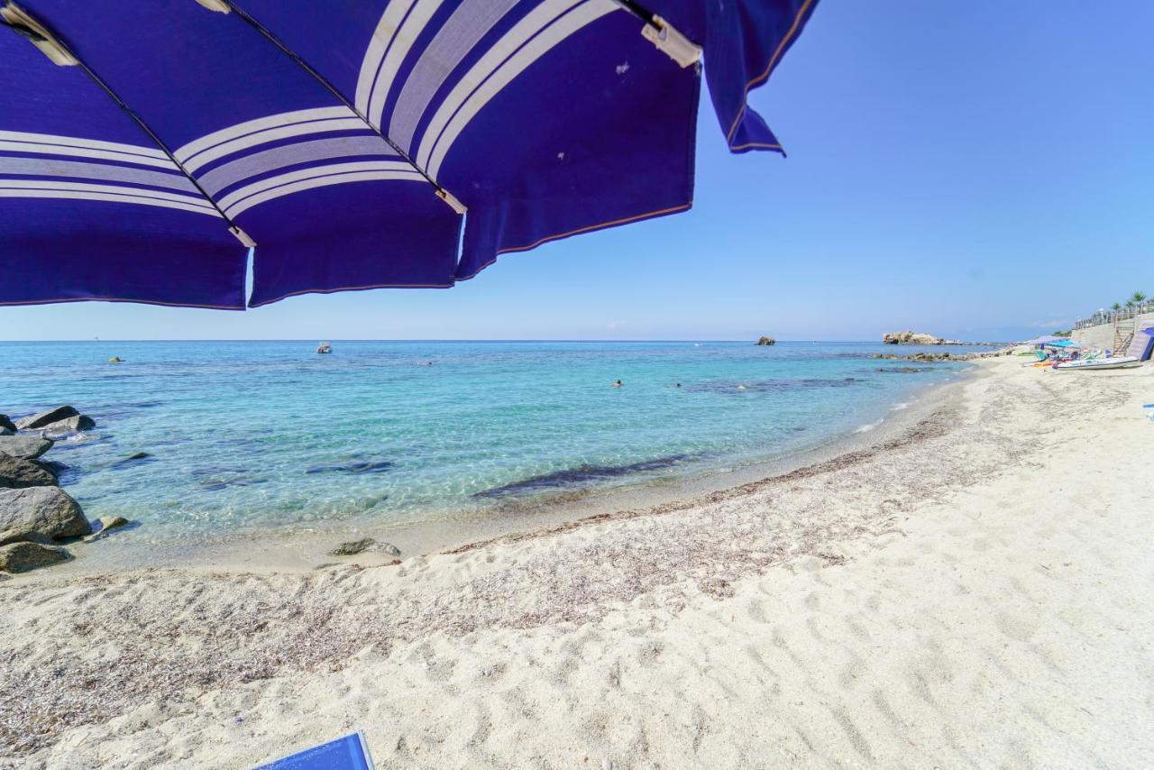 Suite Hotel L'Oasi Di Riaci (Adults Only) Santa Domenica  Dış mekan fotoğraf